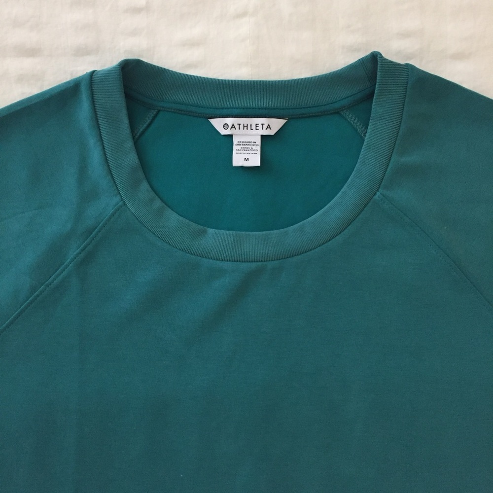 Athleta Green Seasoft Sweatshirt Tee - Picture 6 of 16